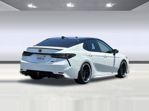 Used 2023 Toyota Camry XSE FWD image 8
