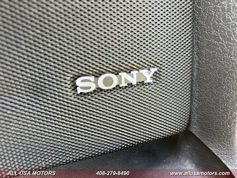 Used 2014 Ford F150 FX4 w/ Equipment Group 402A Luxury image 13