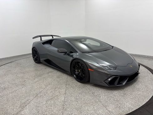 Used 2015 Lamborghini Huracan LP 610-4 AWD/4WD image 23
