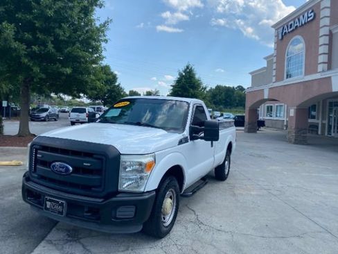 Used 2016 Ford F250 XL RWD image 4