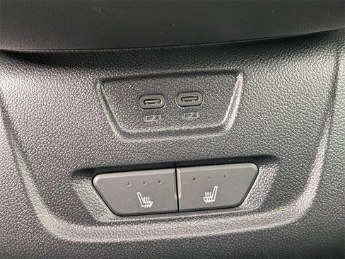 New 2025 Chevrolet Blazer EV RS image 24