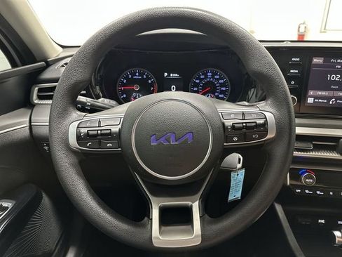 Used 2022 Kia K5 LX FWD image 17