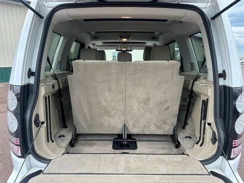 Used 2016 Land Rover LR4 HSE AWD/4WD image 29