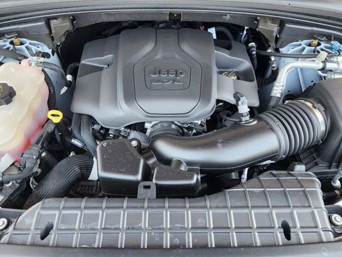 Certified 2024 Jeep Grand Cherokee L Overland w/ Advanced Protech Group III AWD/4WD image 34