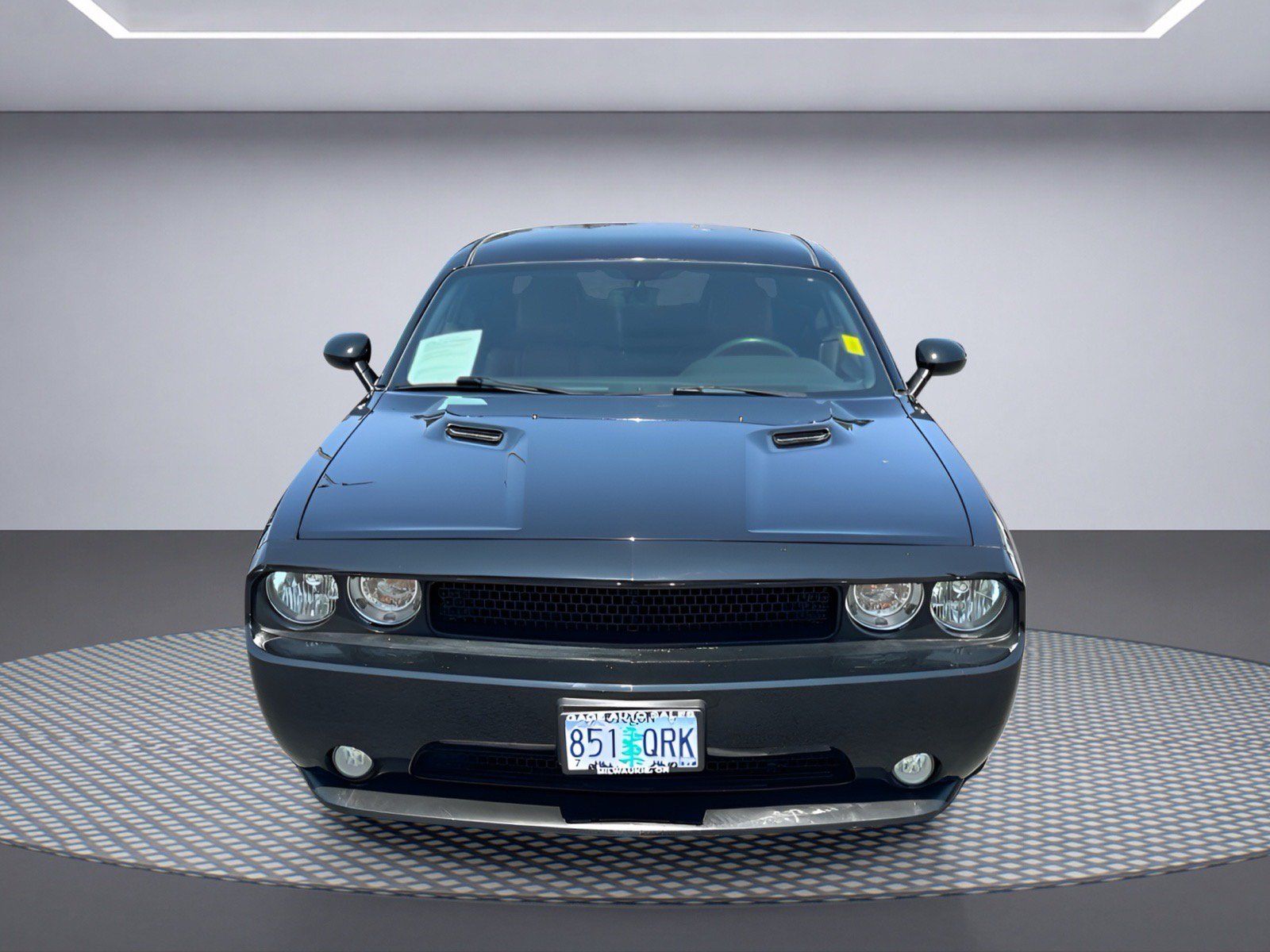 Used 2013 Dodge Challenger SXT RWD image 9