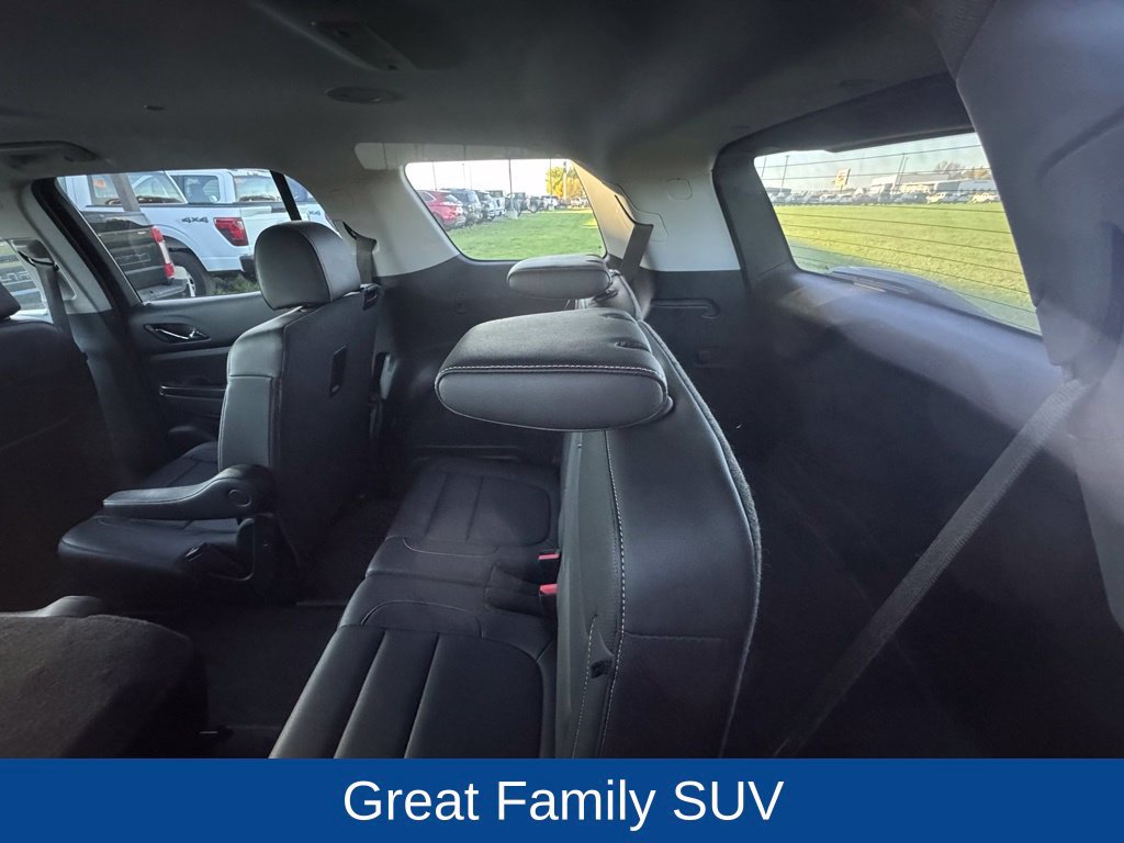 Used 2023 GMC Acadia SLT AWD/4WD image 8