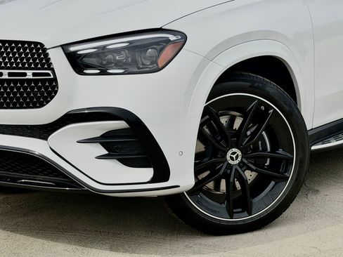 New 2026 Mercedes-Benz GLE 580 4MATIC image 4