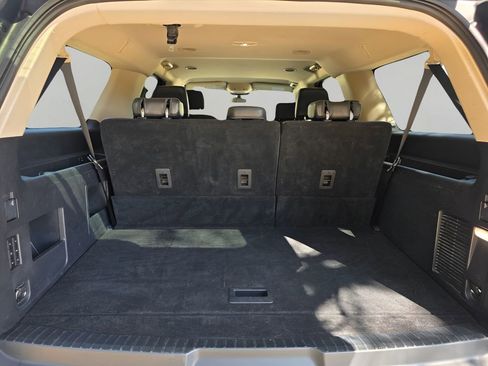 Used 2024 Ford Expedition Max XLT image 8