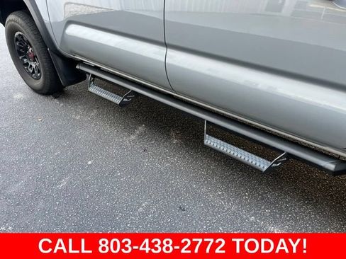 Used 2017 Toyota Tacoma TRD Pro AWD/4WD image 28