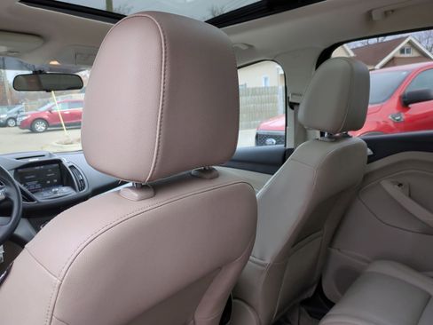 Used 2015 Ford Escape SE w/ Equipment Group 201A image 24