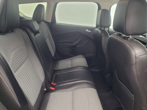 Used 2017 Ford Escape SE w/ SE Sport Appearance Package AWD/4WD image 19