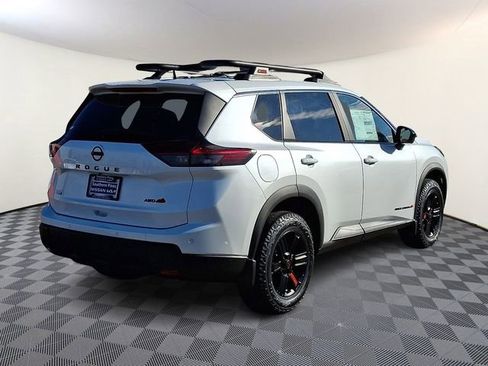 New 2026 Nissan Rogue SV image 7