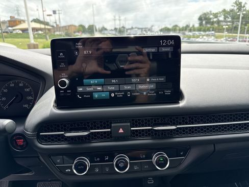 Certified 2023 Honda HR-V EX-L image 23