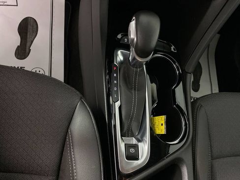 Certified 2023 Buick Encore GX Preferred FWD image 19