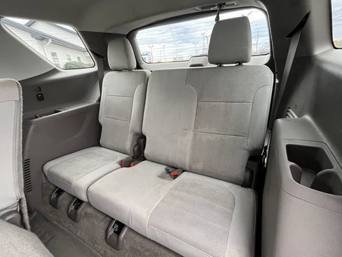 Used 2018 Chevrolet Traverse LT w/ LPO, Floor Liner Package image 21