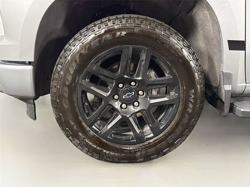 Used 2025 Chevrolet Silverado 1500 RST w/ Dark Appearance Package AWD/4WD image 33
