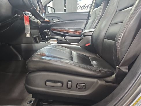 Used 2010 Honda Crosstour EX-L image 33