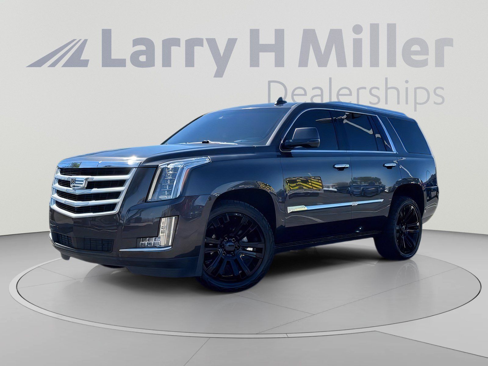 Used 2015 Cadillac Escalade Premium AWD/4WD image 1