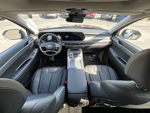 Used 2024 Hyundai Palisade SEL w/ Premium Package image 19