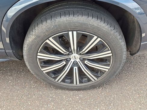 Used 2023 Volvo XC90 B5 Plus w/ Protection Package image 8