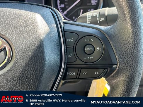 Used 2018 Toyota Camry LE w/ Protection Package (Q2) FWD image 17