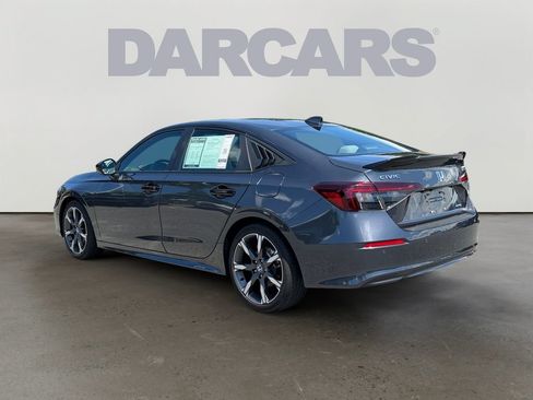 Used 2025 Honda Civic Sport Touring image 5