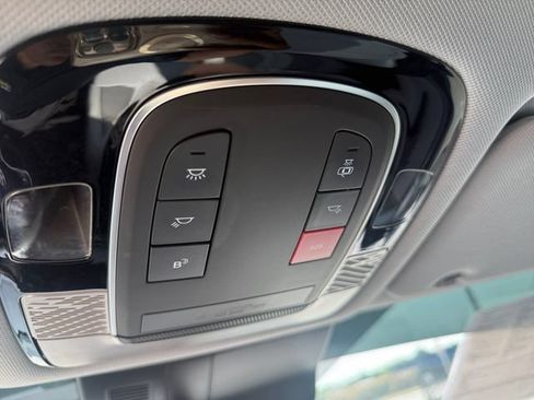 Used 2025 Hyundai Palisade SEL FWD image 9