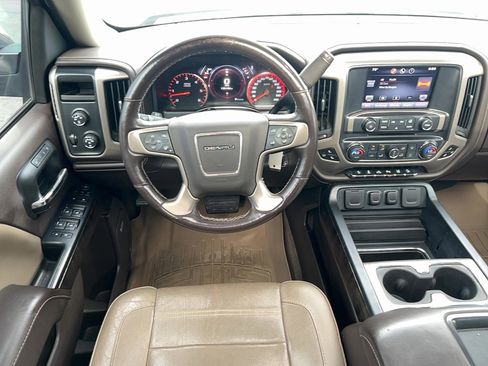 Used 2015 GMC Sierra 1500 Denali w/ Driver Alert Package AWD/4WD image 15