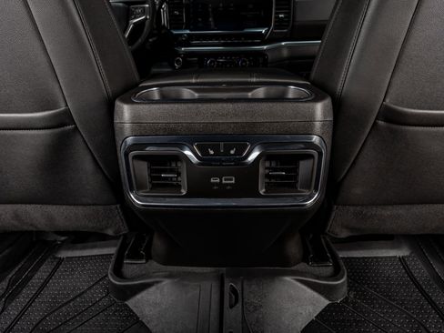 Used 2024 Chevrolet Silverado 2500 LTZ w/ LTZ Plus Package image 33