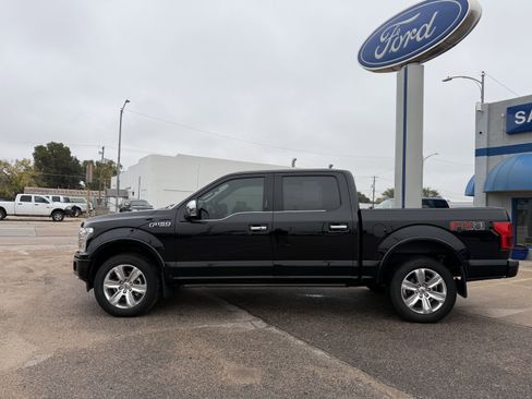 Used 2019 Ford F150 Platinum w/ Equipment Group 701A Luxury image 11