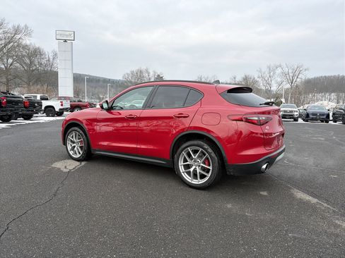 Used 2018 Alfa Romeo Stelvio Sport w/ Quick Order Package 22J Sport image 7