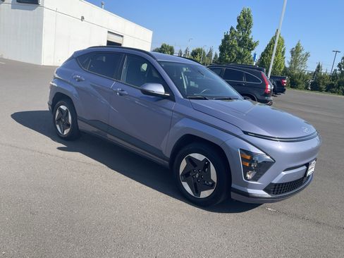 Used 2024 Hyundai Kona SEL FWD image 7