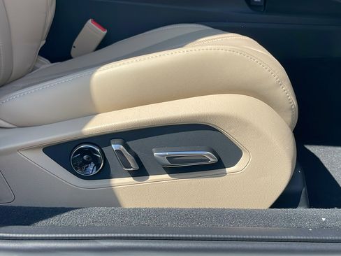 New 2025 Acura TLX w/ Technology Package image 30