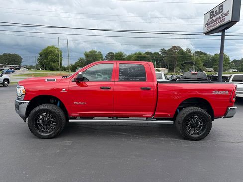 Used 2021 RAM 2500 Tradesman w/ Safety Group AWD/4WD image 9