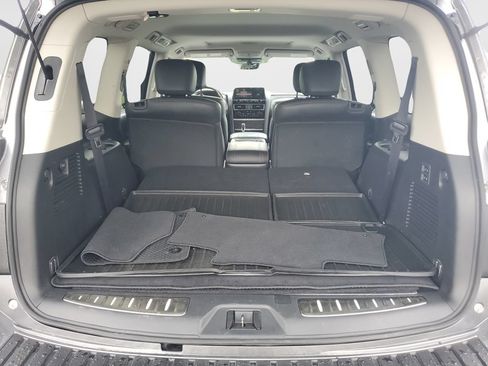 Used 2024 Nissan Armada Platinum w/ Captain's Chairs Package AWD/4WD image 9