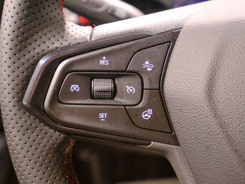 Used 2024 Chevrolet Trax RS w/ Sunroof Package image 35