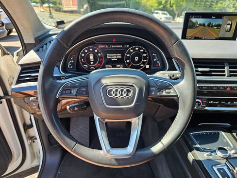 Used 2019 Audi Q7 3.0T Prestige w/ Prestige Package AWD/4WD image 11