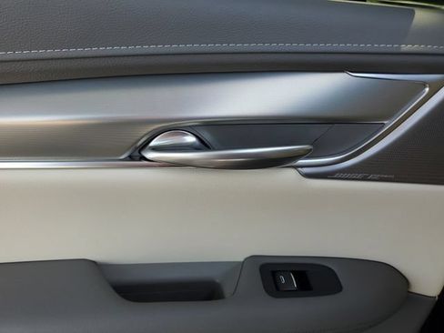 Certified 2024 Cadillac XT5 Premium Luxury w/ Technology Package FWD image 15
