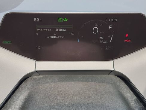 New 2026 Toyota Prius Plug-In Hybrid FWD image 12