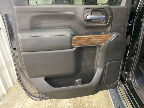 Used 2023 Chevrolet Silverado 3500 High Country w/ Z71 Off-Road Package image 27