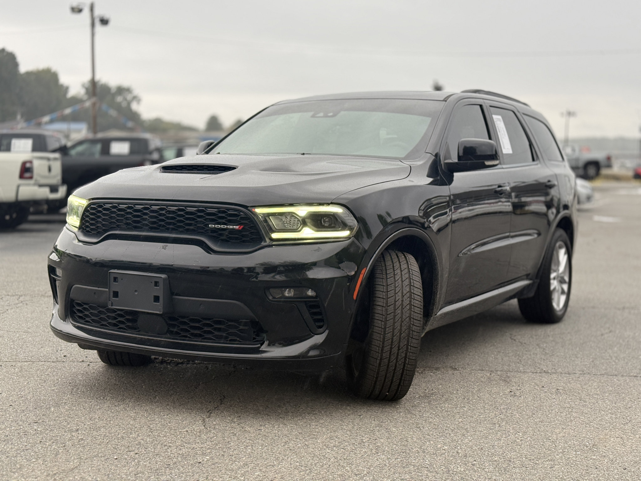 Used 2023 Dodge Durango R/T RWD image 3