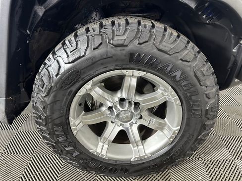 Used 2007 Toyota FJ Cruiser 4WD image 29