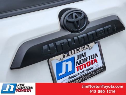 Used 2021 Toyota 4Runner TRD Off-Road Premium image 12