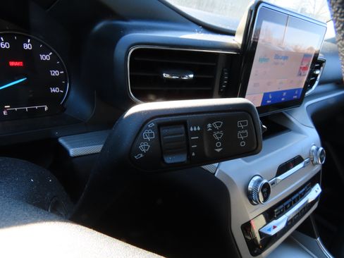 Used 2023 Ford Explorer XLT w/ Equipment Group 202A image 35