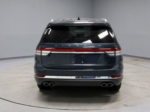 Used 2021 Lincoln Aviator Reserve w/ Elements Package Plus image 12