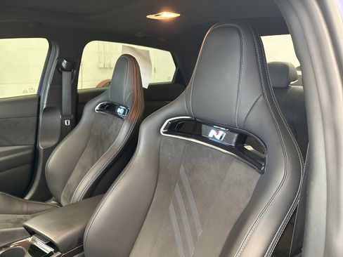 Used 2024 Hyundai Elantra N image 10