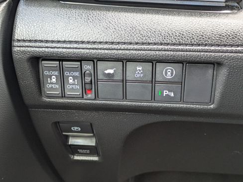 Used 2022 Honda Odyssey Touring image 38