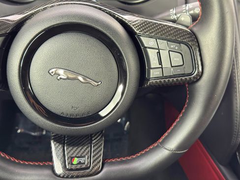 Used 2020 Jaguar F-TYPE R image 23