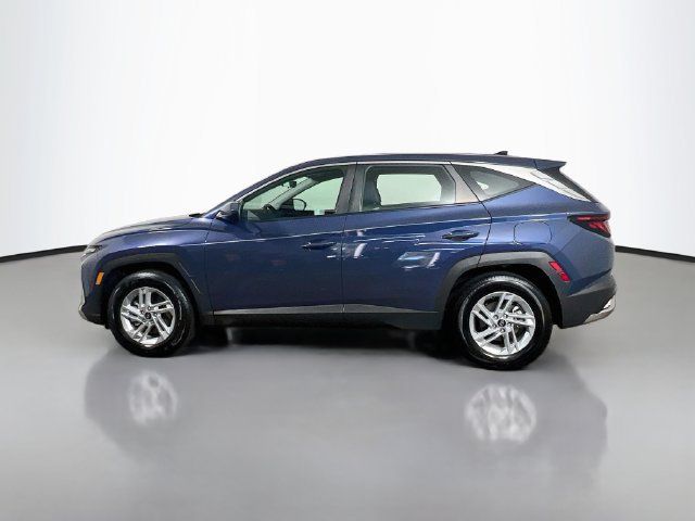 Used 2025 Hyundai Tucson SE FWD image 6