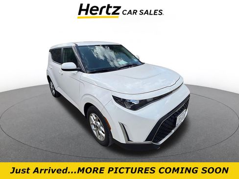 Used 2025 Kia Soul LX w/ LX Technology Package image 1